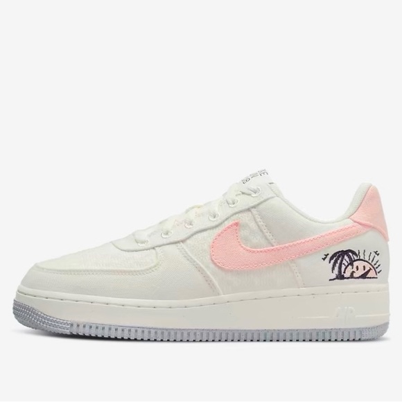 Nike Shoes - Nike Air Force 1 '07 SE